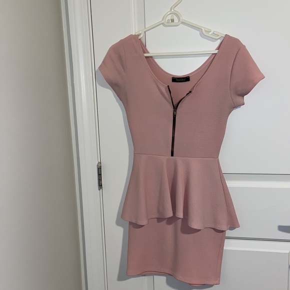 Dress - Picture 2 of 2